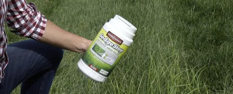 Gordon's Sedge Stop 8423152 2 LB Container of Nutsedge Lawn Weed Killer Granular Shaker Can