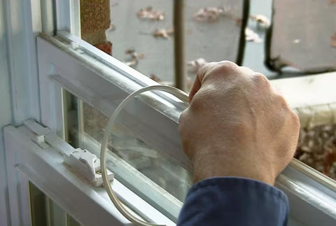 Frost King V23WA 3/8" x 1/8" x 17' Roll of EPDM Rubber Weatherseal Weatherstrip