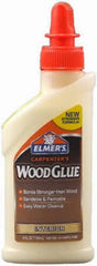 Elmer's E7000 4 oz Bottle of Carpenter's Interior Wood Glue for Furniture Repair
